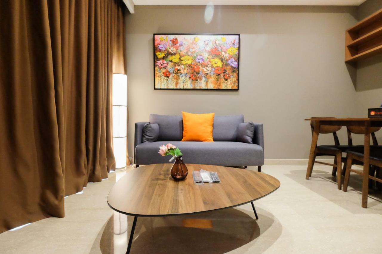 Comfortable&Modern 2BR Menteng Park Apartment By Travelio Jakarta Eksteriør bilde