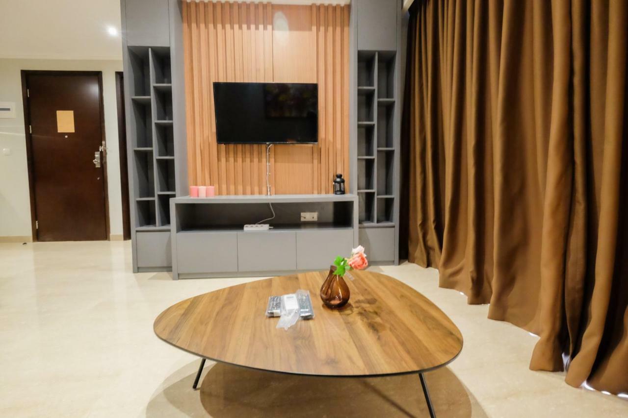 Comfortable&Modern 2BR Menteng Park Apartment By Travelio Jakarta Eksteriør bilde